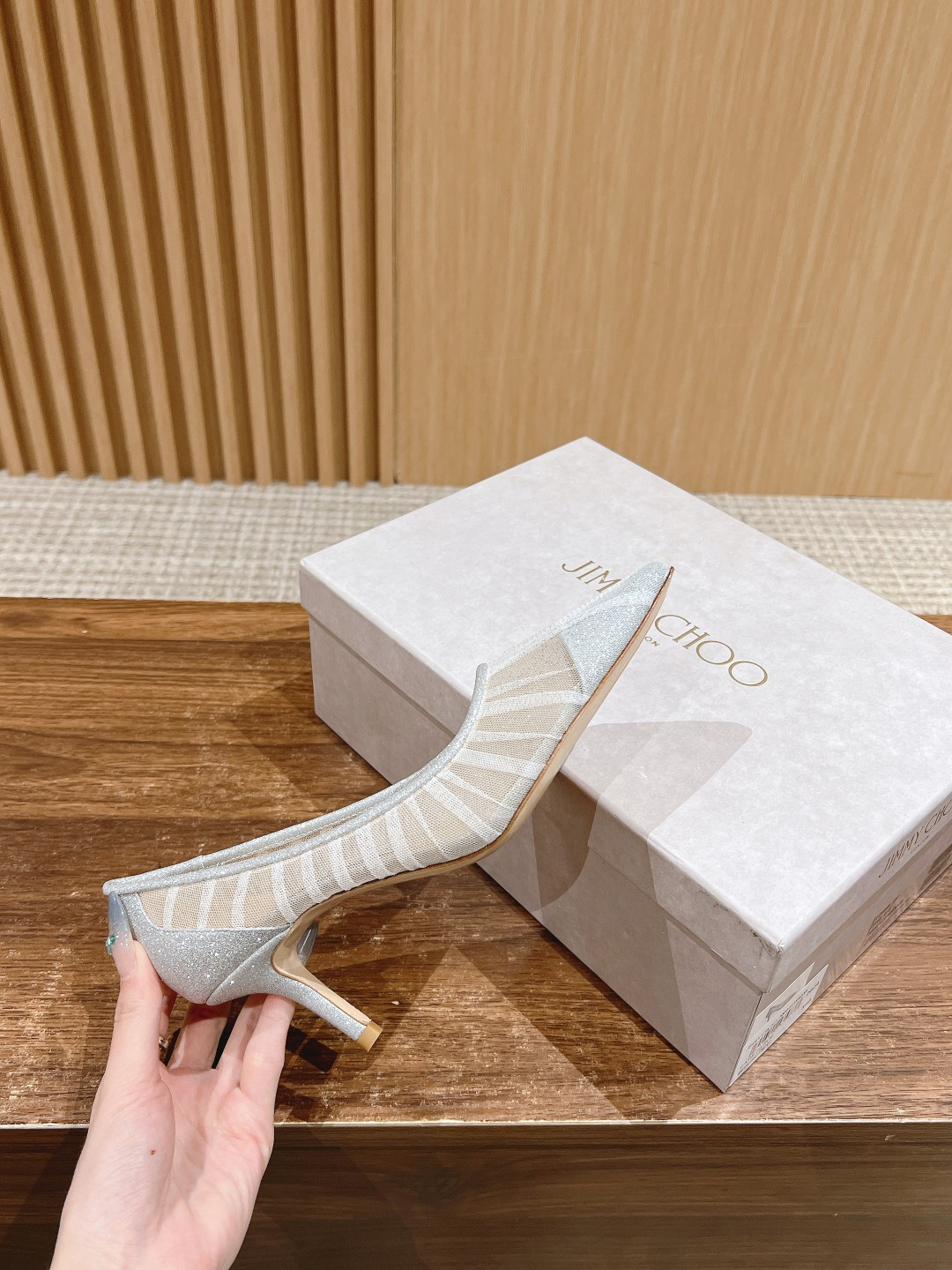 UA Ji*y Ch* Pumps