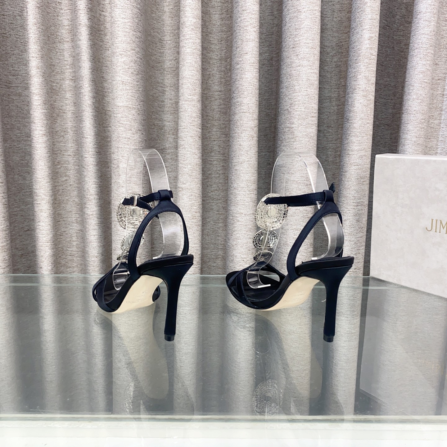 UA Ji*y Ch* Sandals 8.5cm
