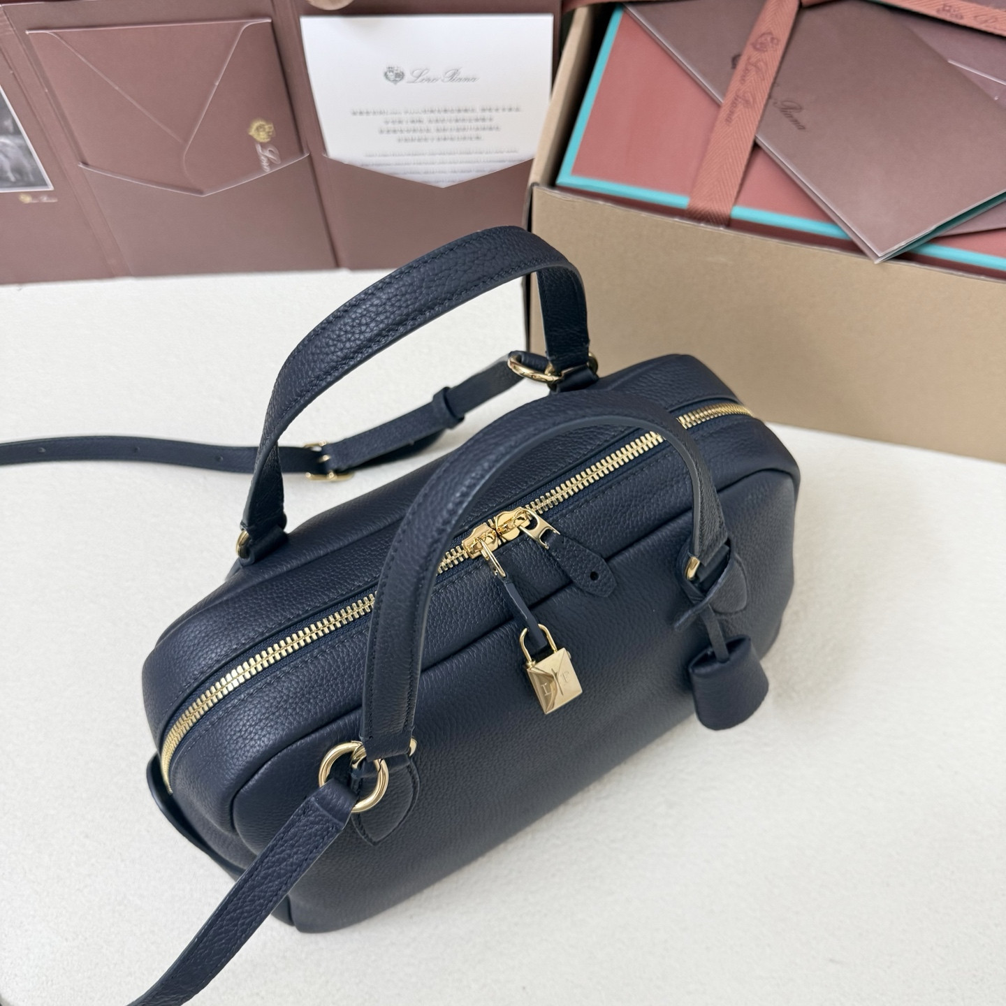 L**o p*ana small needle deep royal blue bag 31x15x16cm