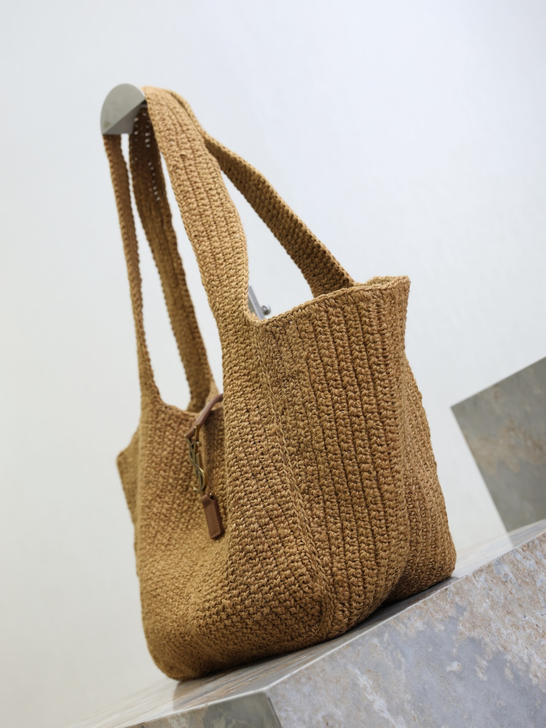 Y*L le 5 À 7 bea (cord and leather) 50x28x18cm