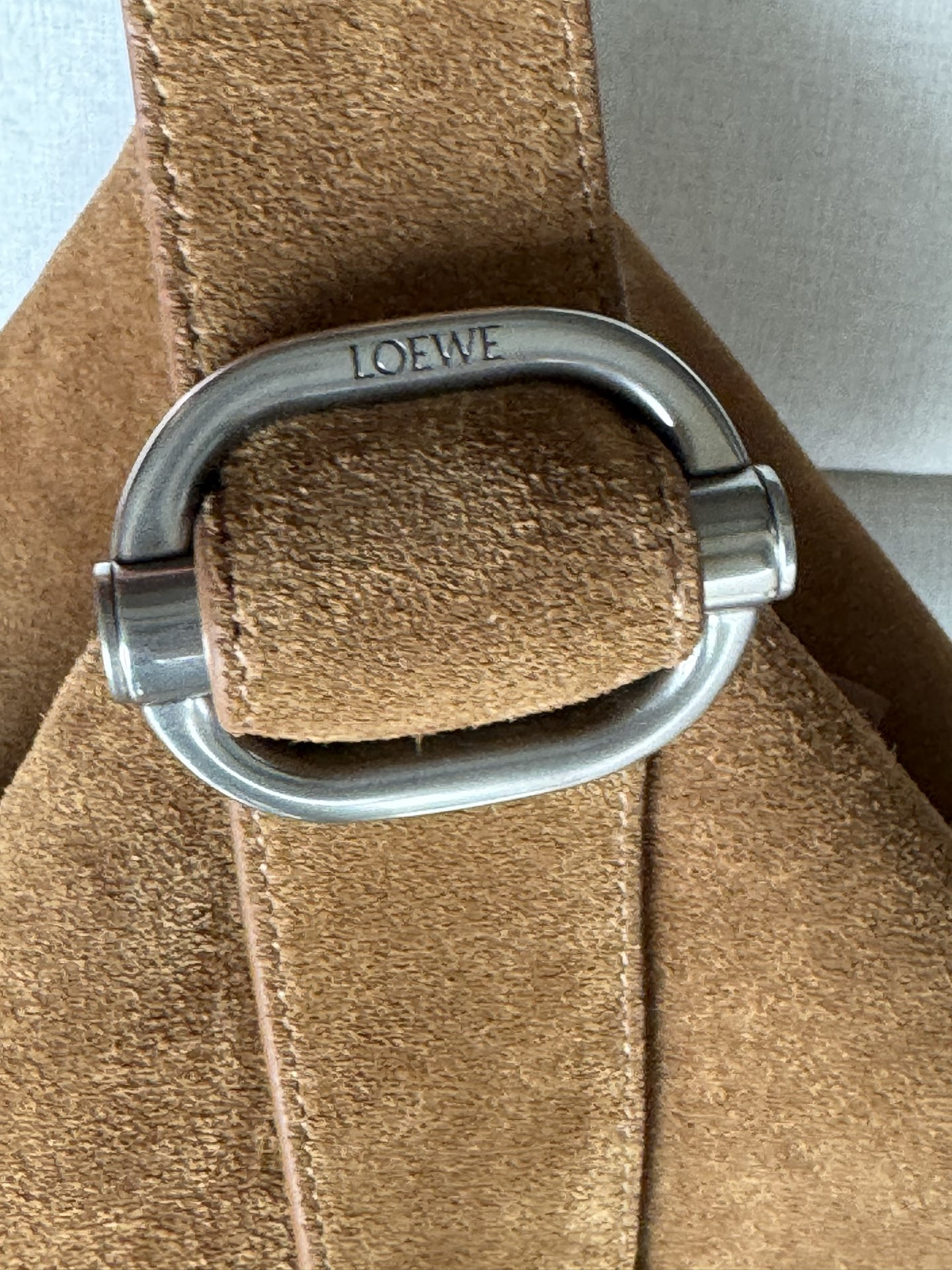 L0ew* loop bucket in suede calfskin 39x39x15.5cm