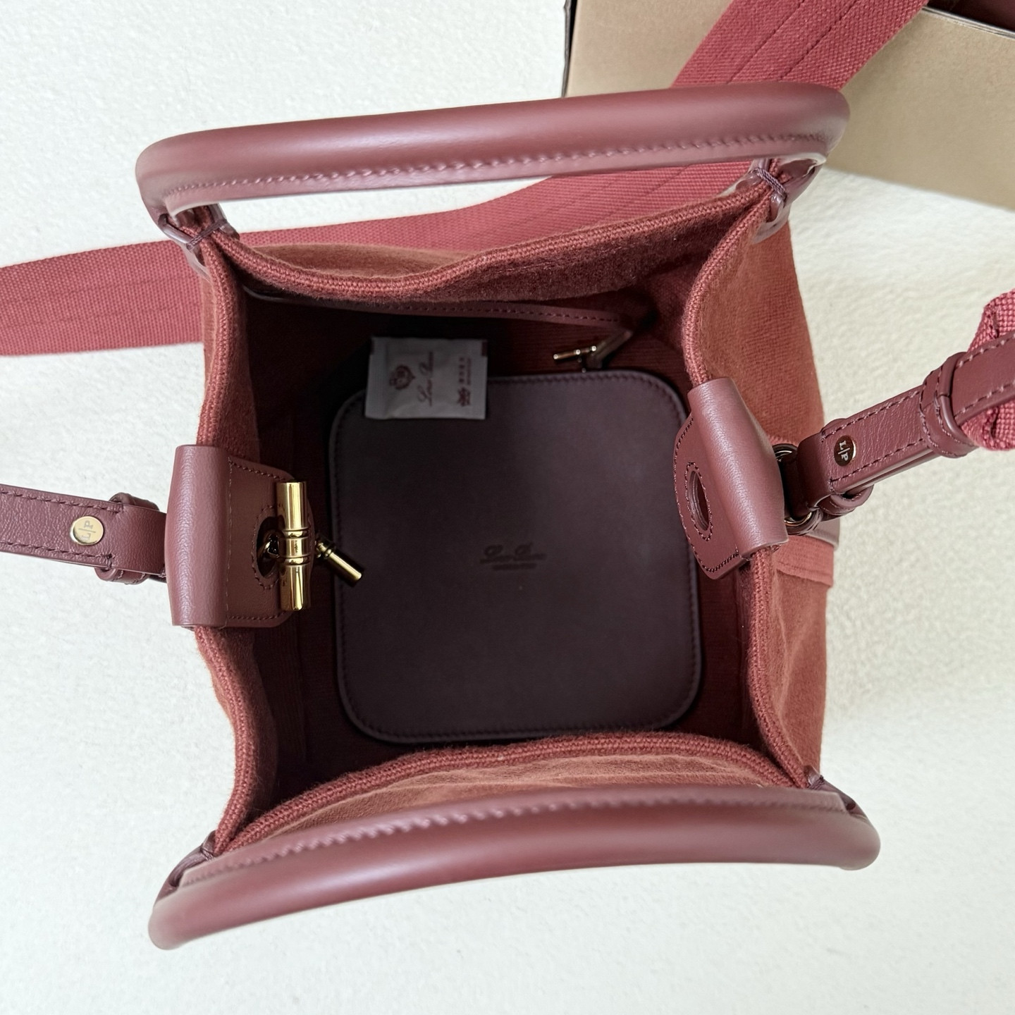 L**o p*ana small bale cotton bag 20x18x17cm