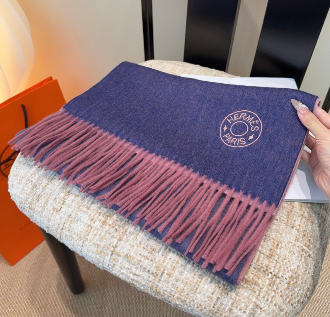 H**mes reversible scarf 30x185cm