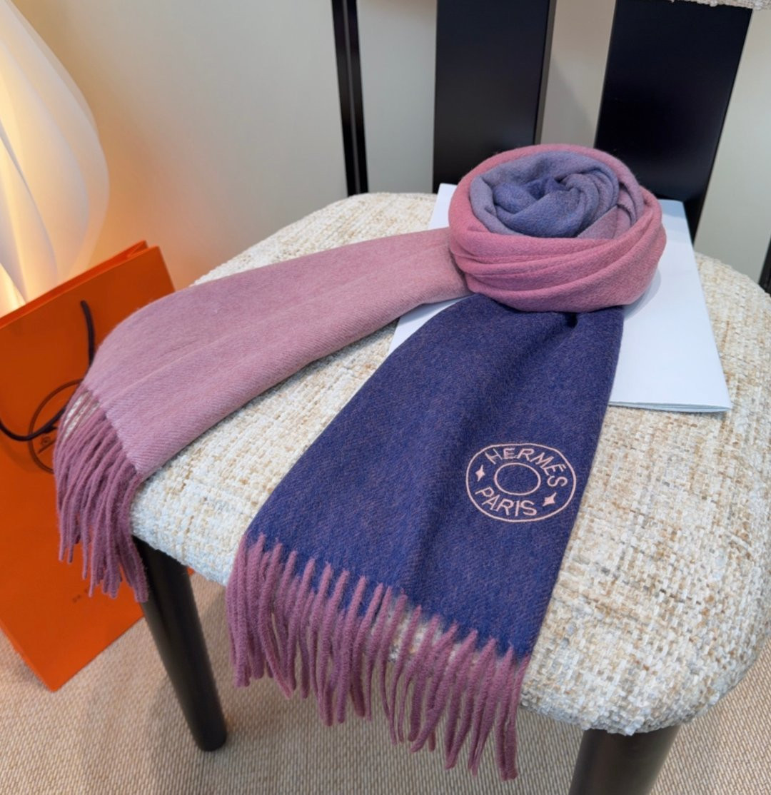 H**mes reversible scarf 30x185cm