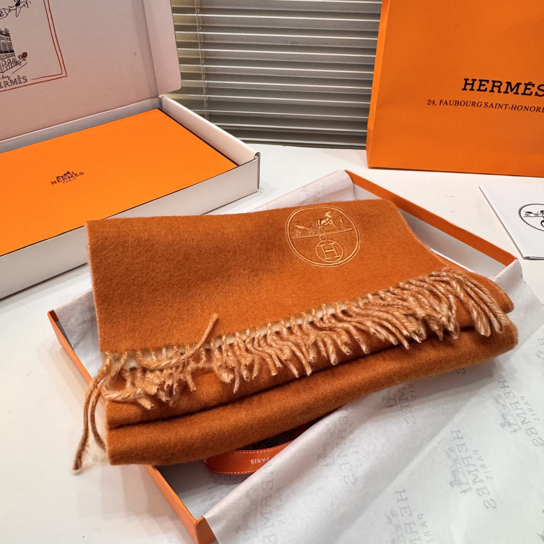 H**mes double-sided scarf 30x200cm