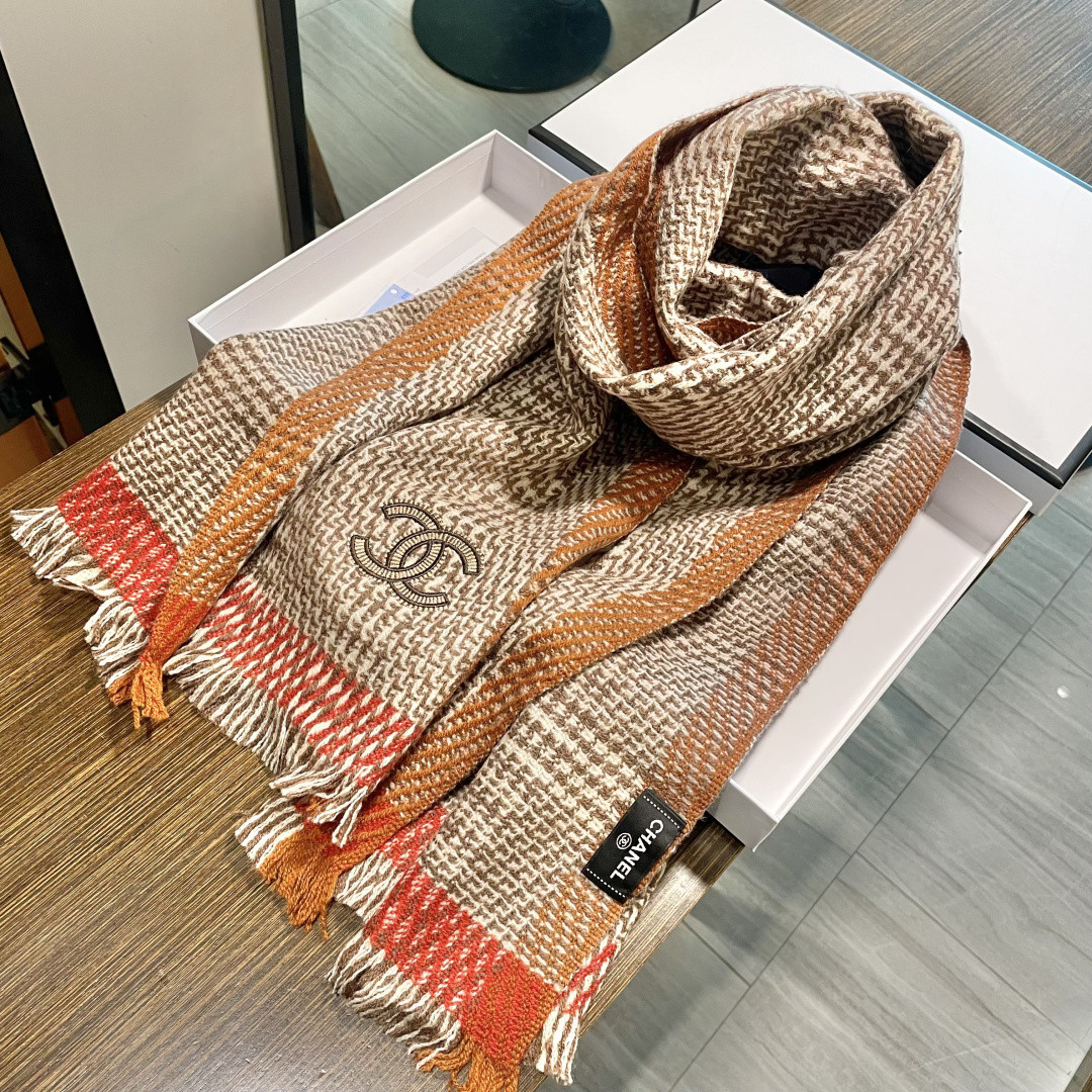 Ch*el scarf 38x200cm 100% wool