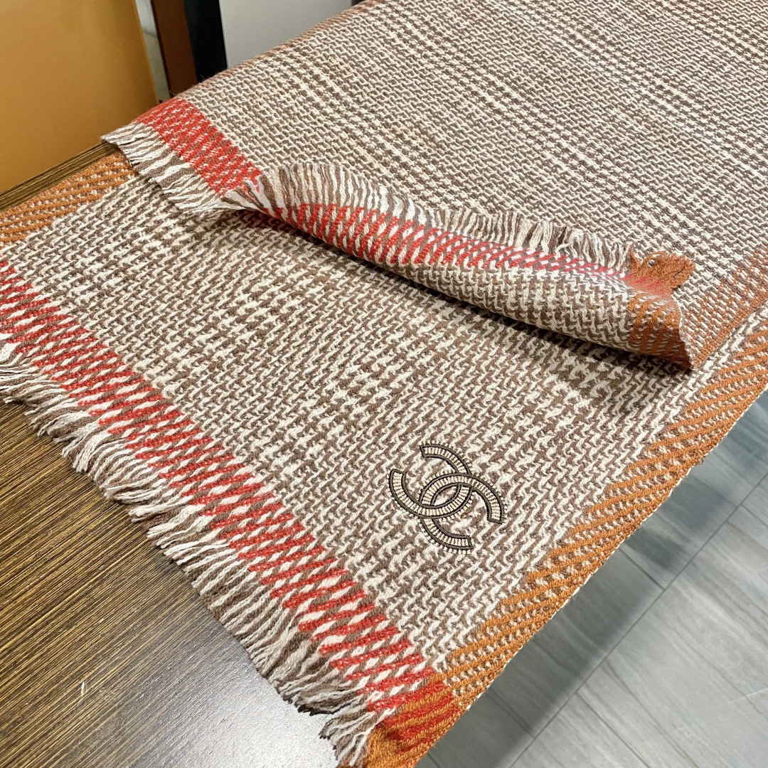 Ch*el scarf 38x200cm 100% wool