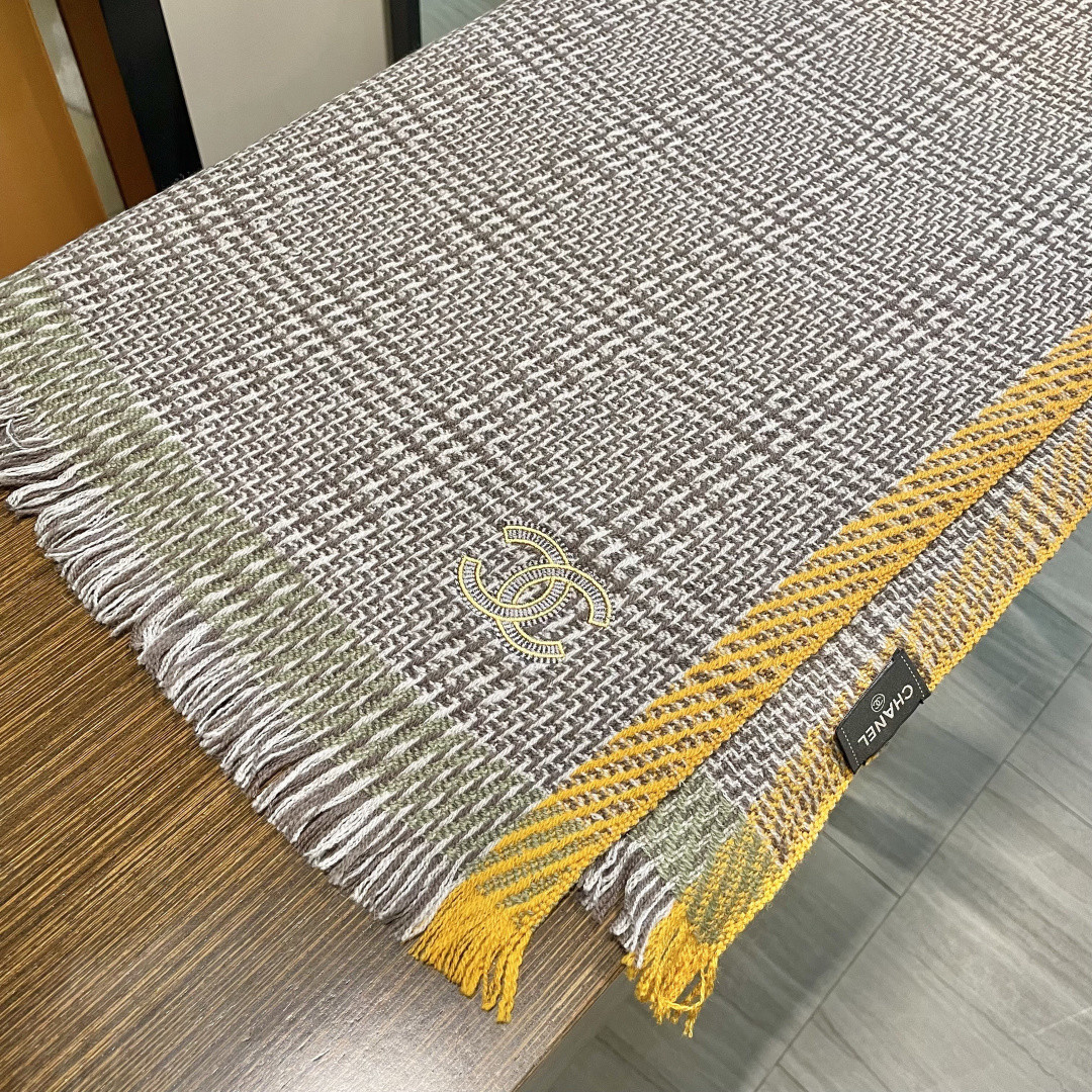 Ch*el scarf 38x200cm 100% wool