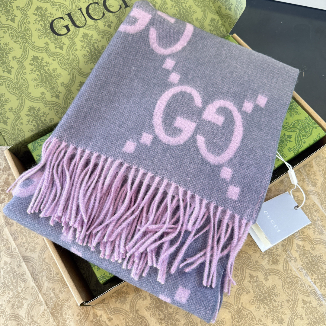 G*u*i scarf 45x200cm 100% cashmere