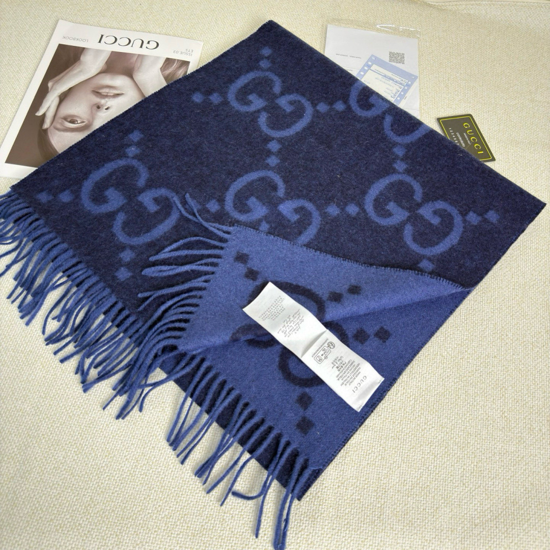 G*u*i scarf 45x200cm 100% cashmere