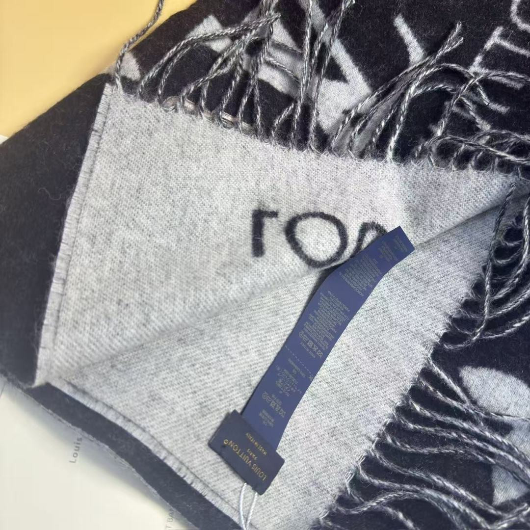l0*is V*t0n wild reykjavik scarf 45x170cm 100% cashmere