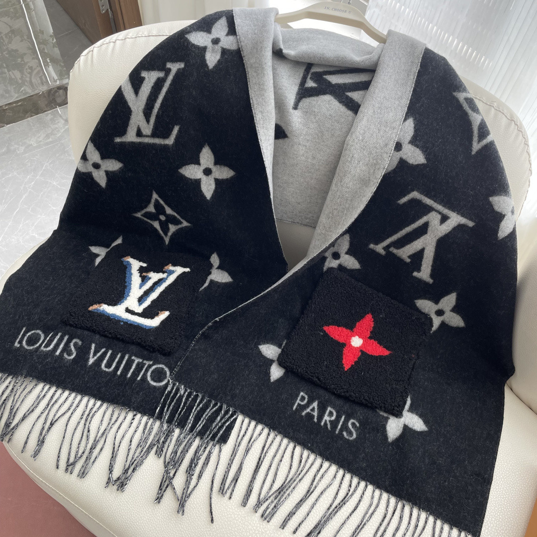 l0*is V*t0n scarf 46x190cm