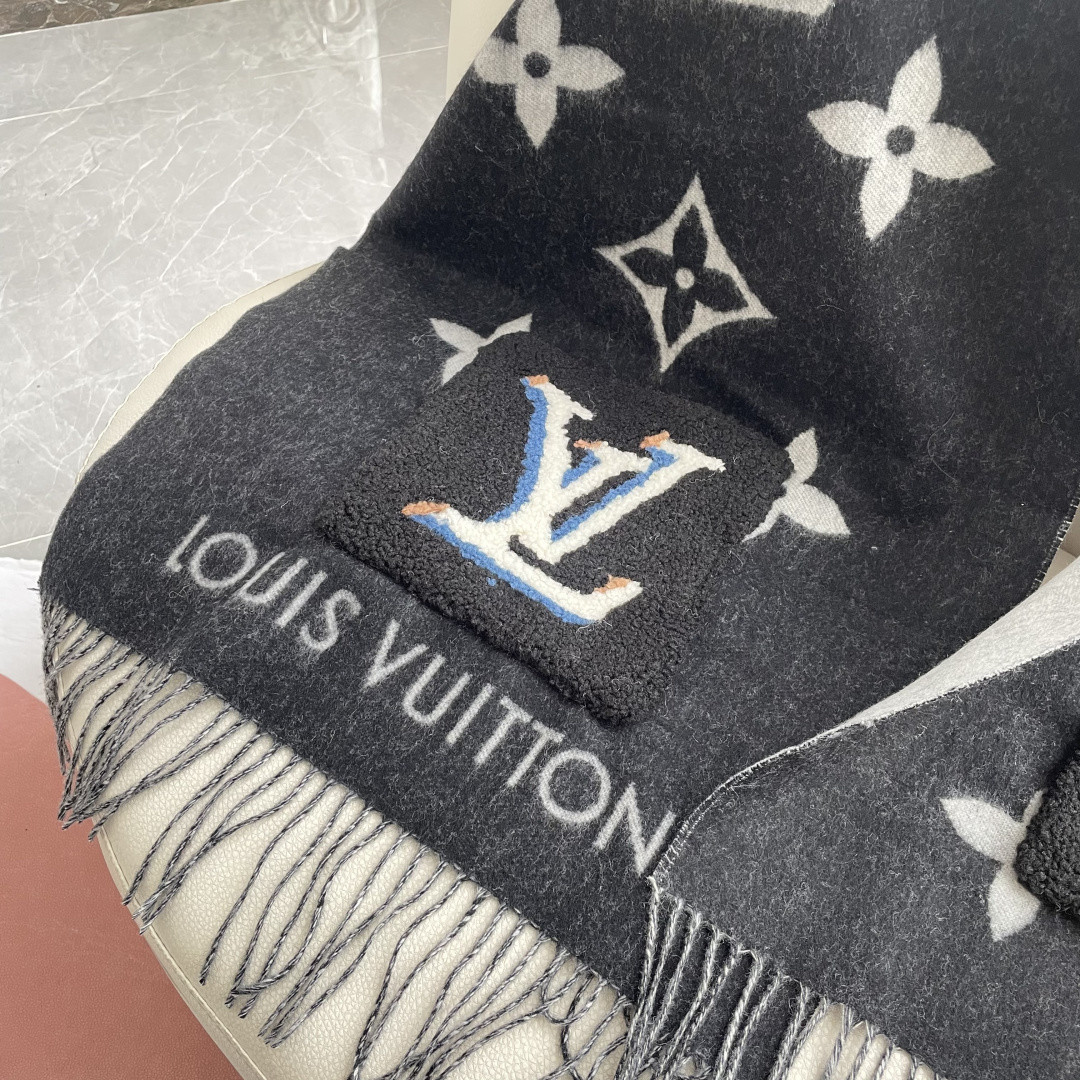 l0*is V*t0n scarf 46x190cm
