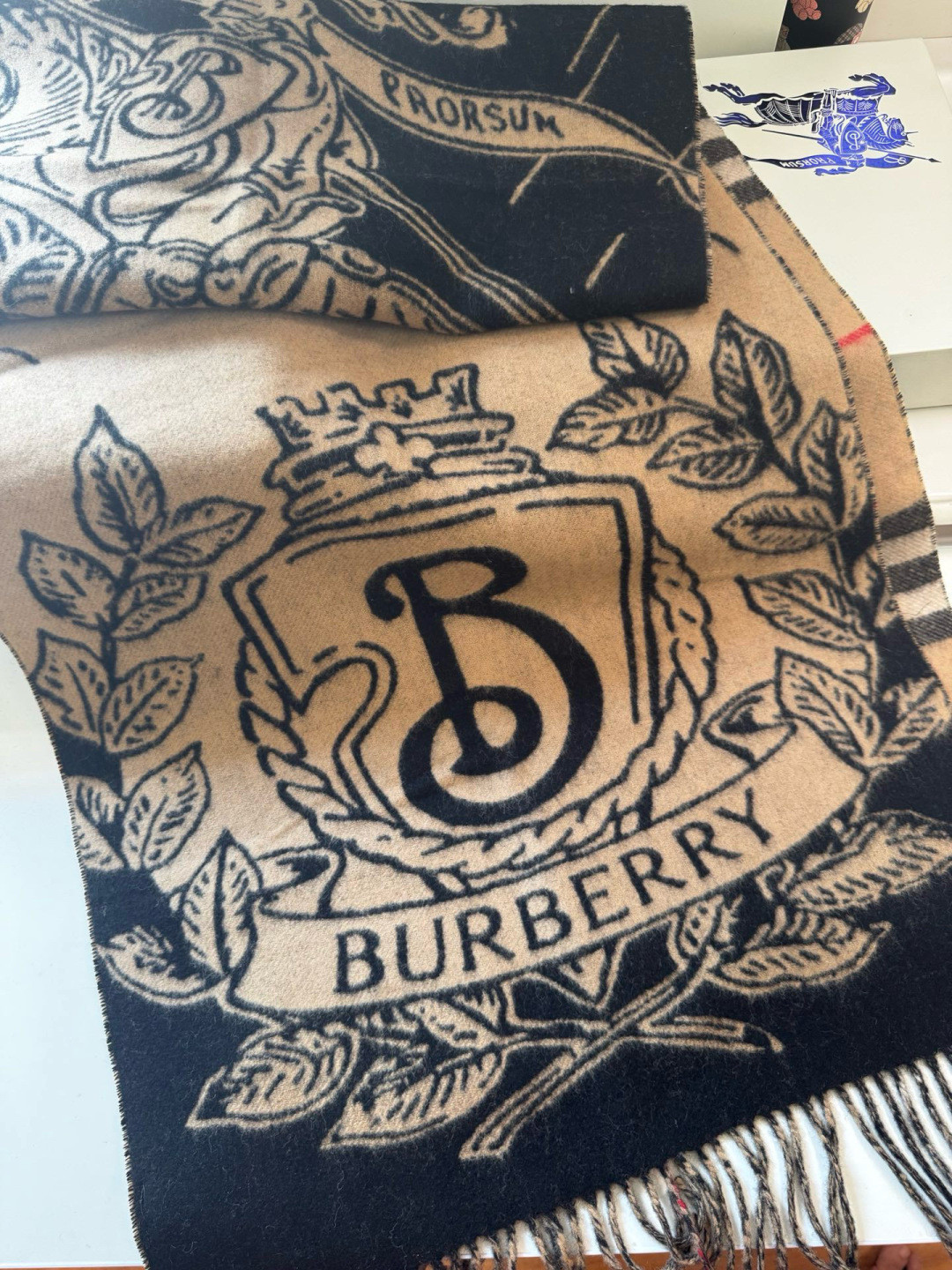 B**rry wide reversible stormy knight scarf 50x210cm