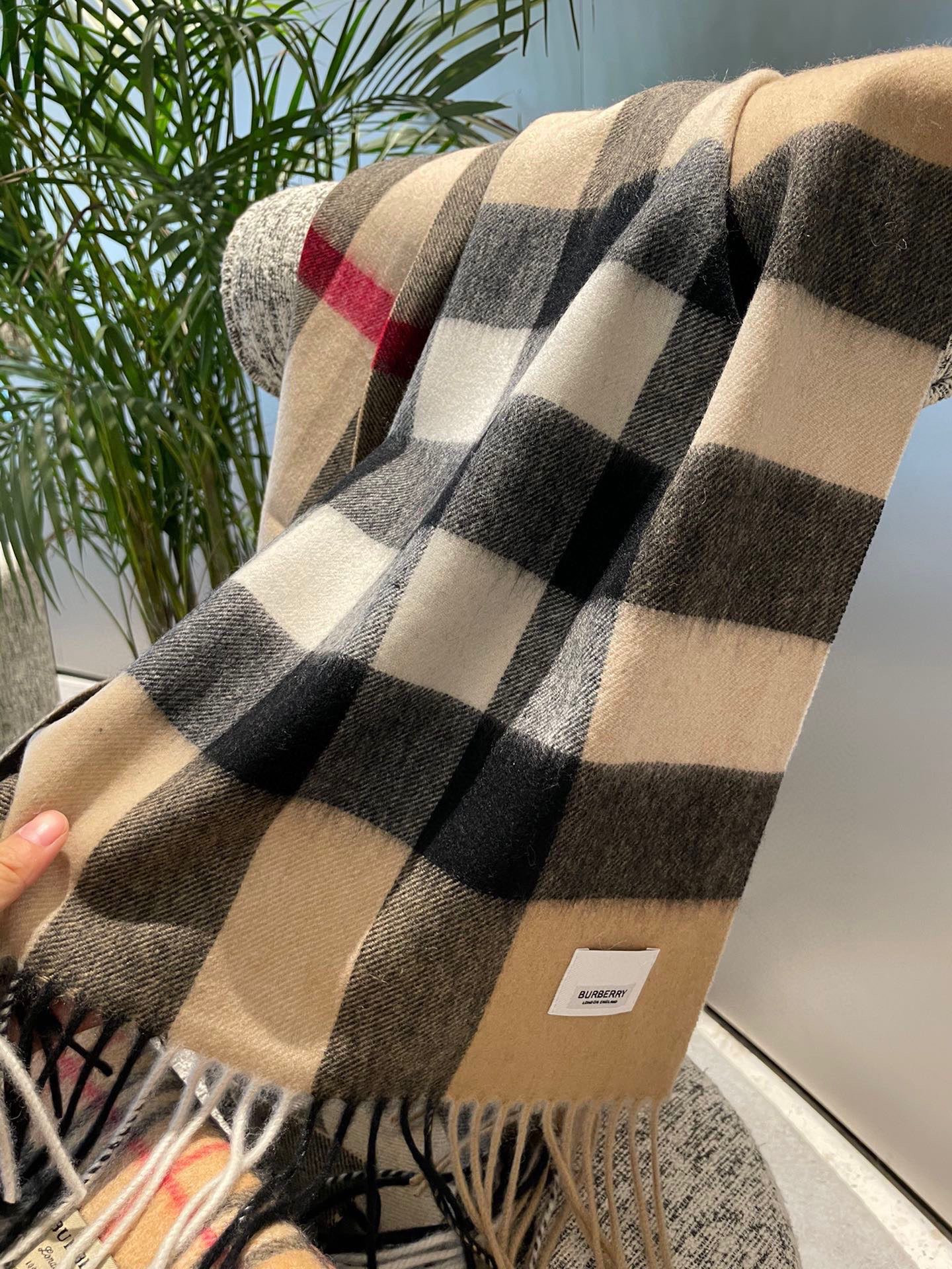 B**rry scarf 35x180cm