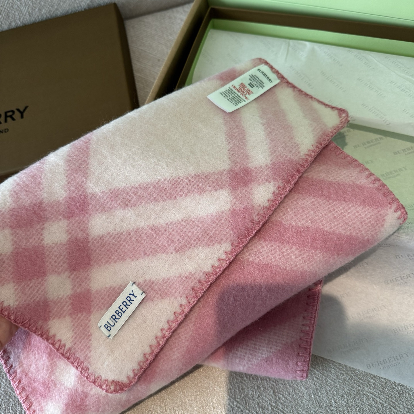 B**rry scarf 30x182cm 100% wool