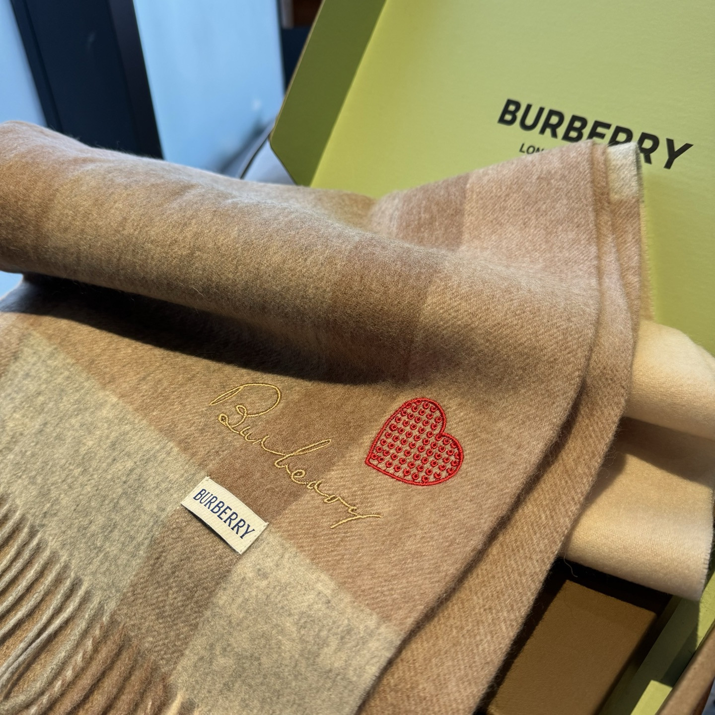 B**rry scarf 60x180cm 100% lambswool
