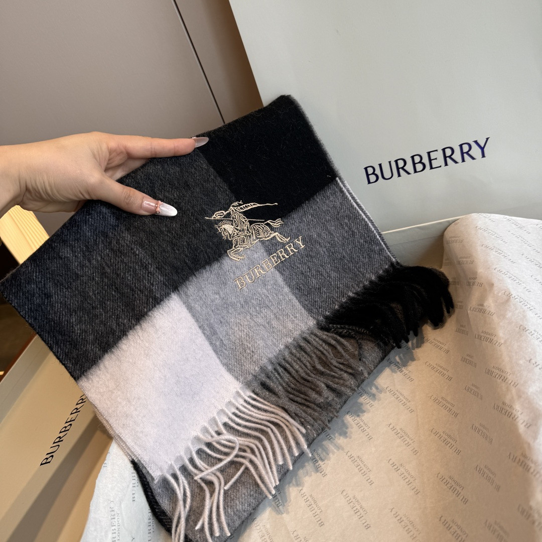 B**rry scarf 30x180cm 100% cashmere