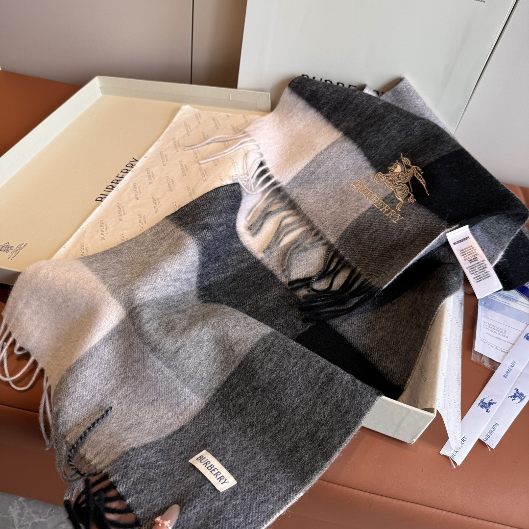 B**rry scarf 30x180cm 100% cashmere