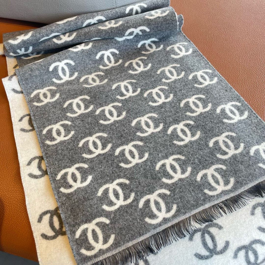 Ch*el scarf 35x180cm 95% wool 5% cashmere