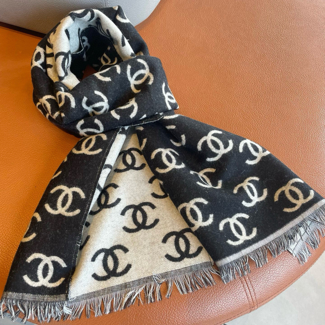 Ch*el scarf 35x180cm 95% wool 5% cashmere