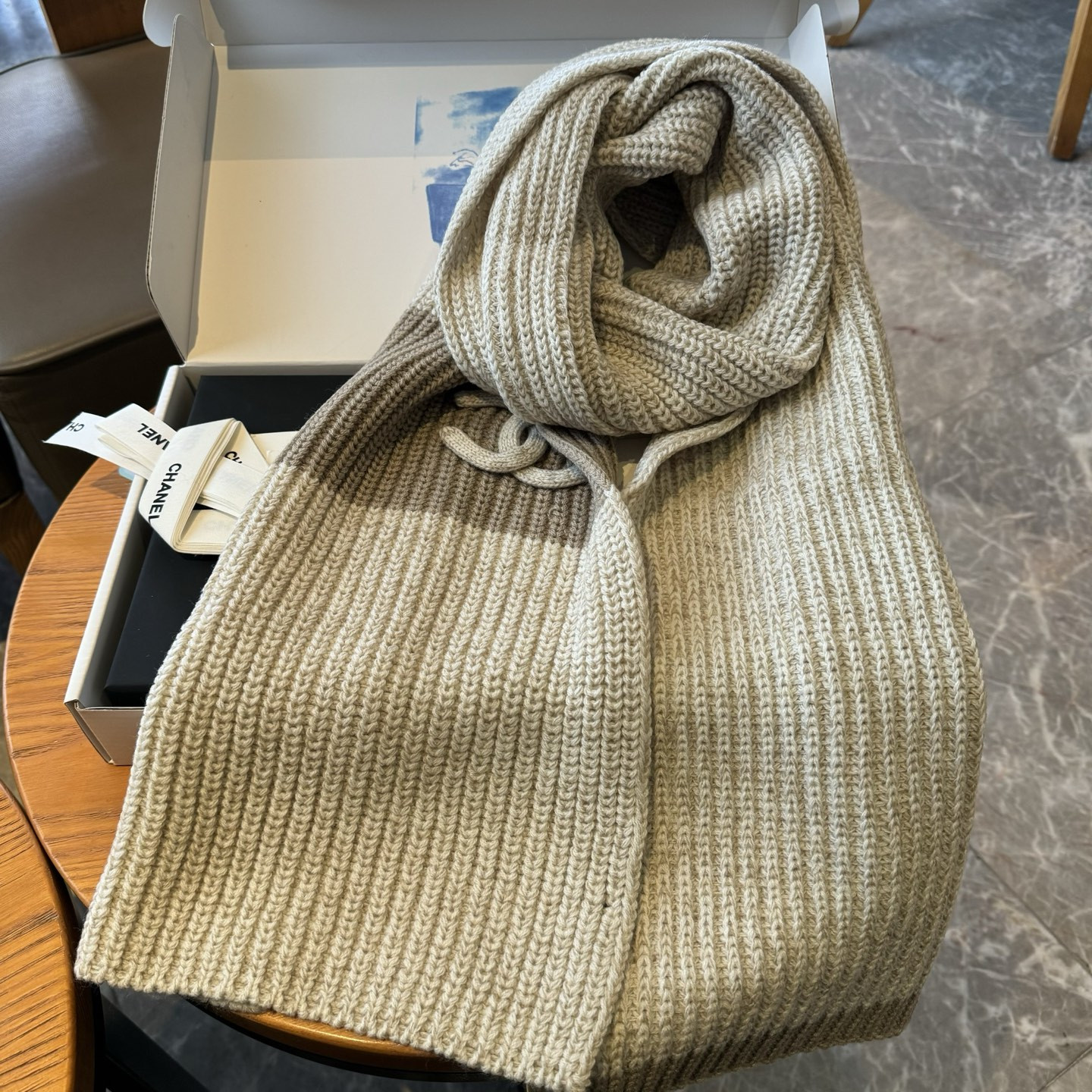 Ch*el scarf 30x200cm 100% cashmere