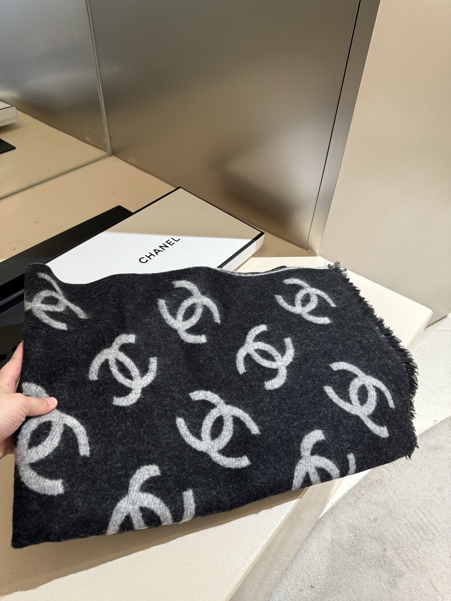 Ch*el scarf 70x205cm