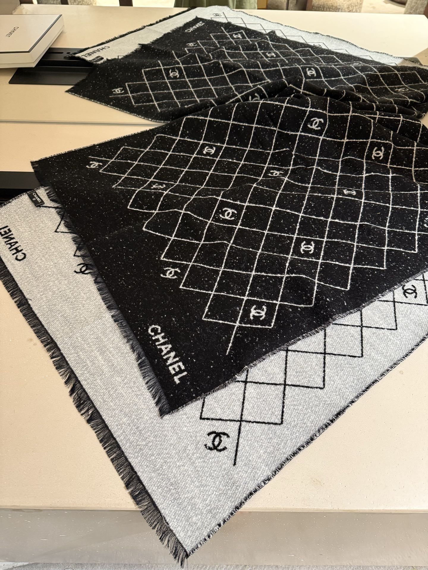 Ch*el scarf 70x195cm
