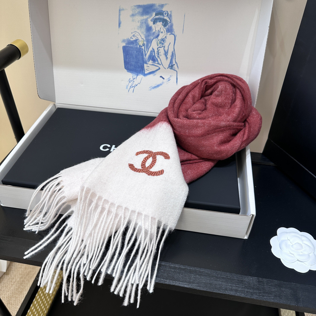 Ch*el scarf 35x180cm