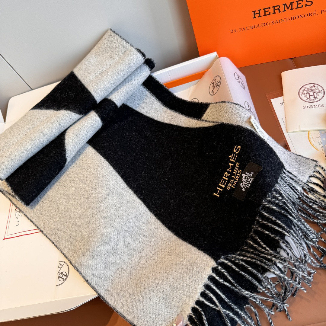 H**mes scarf 30x180cm