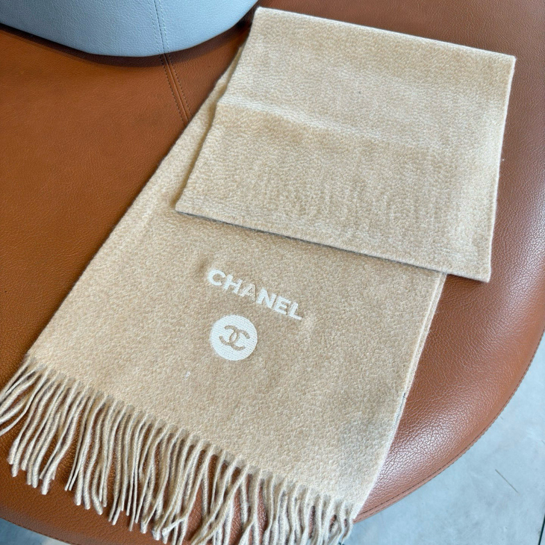 Ch*el scarf 30x180cm 100% cashmere