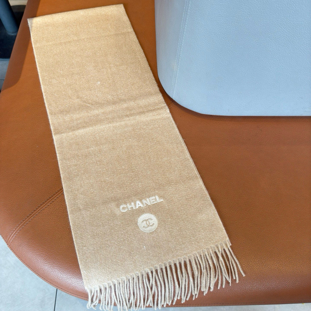 Ch*el scarf 30x180cm 100% cashmere