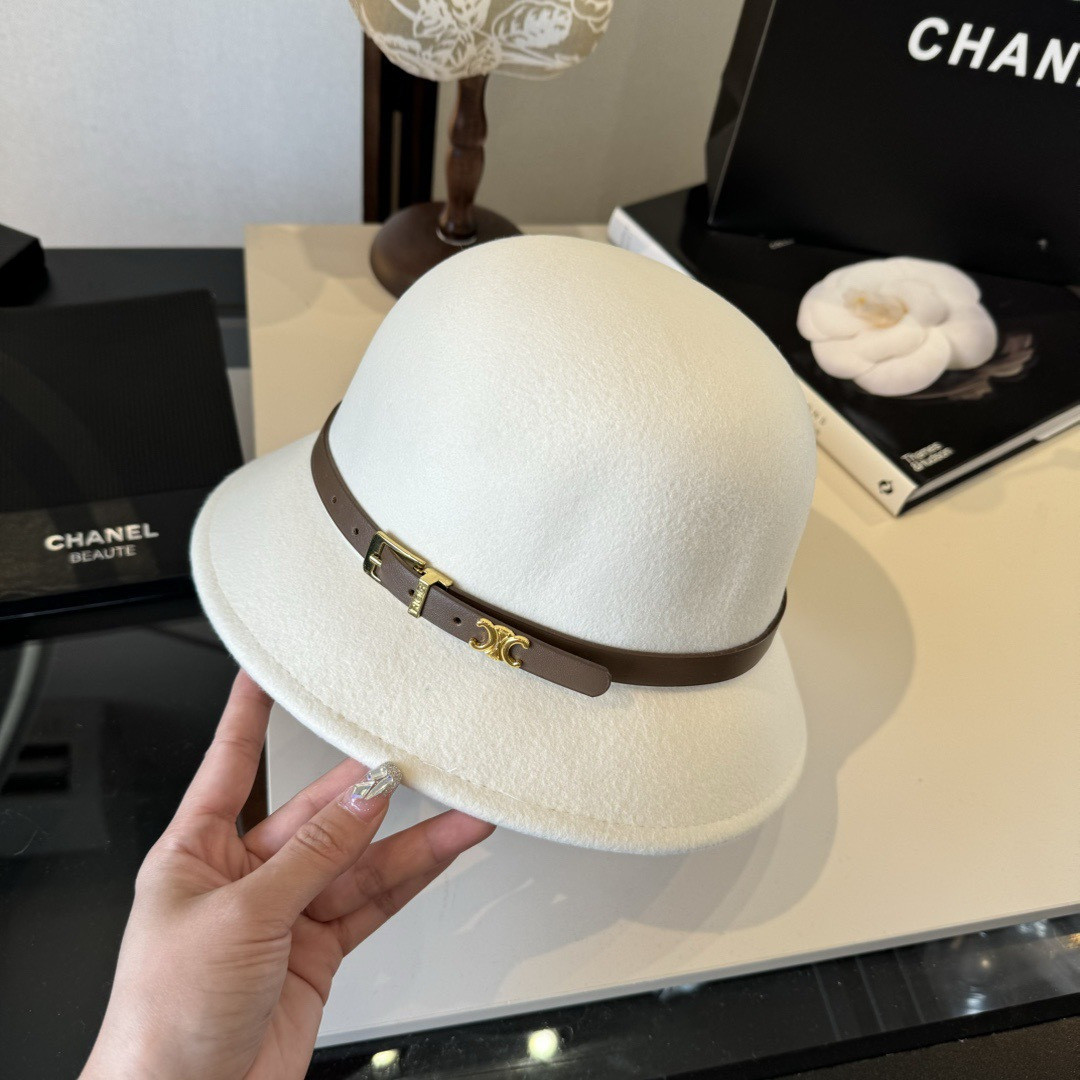 Ce**e bucket hat 100% wool 57cm head circumference