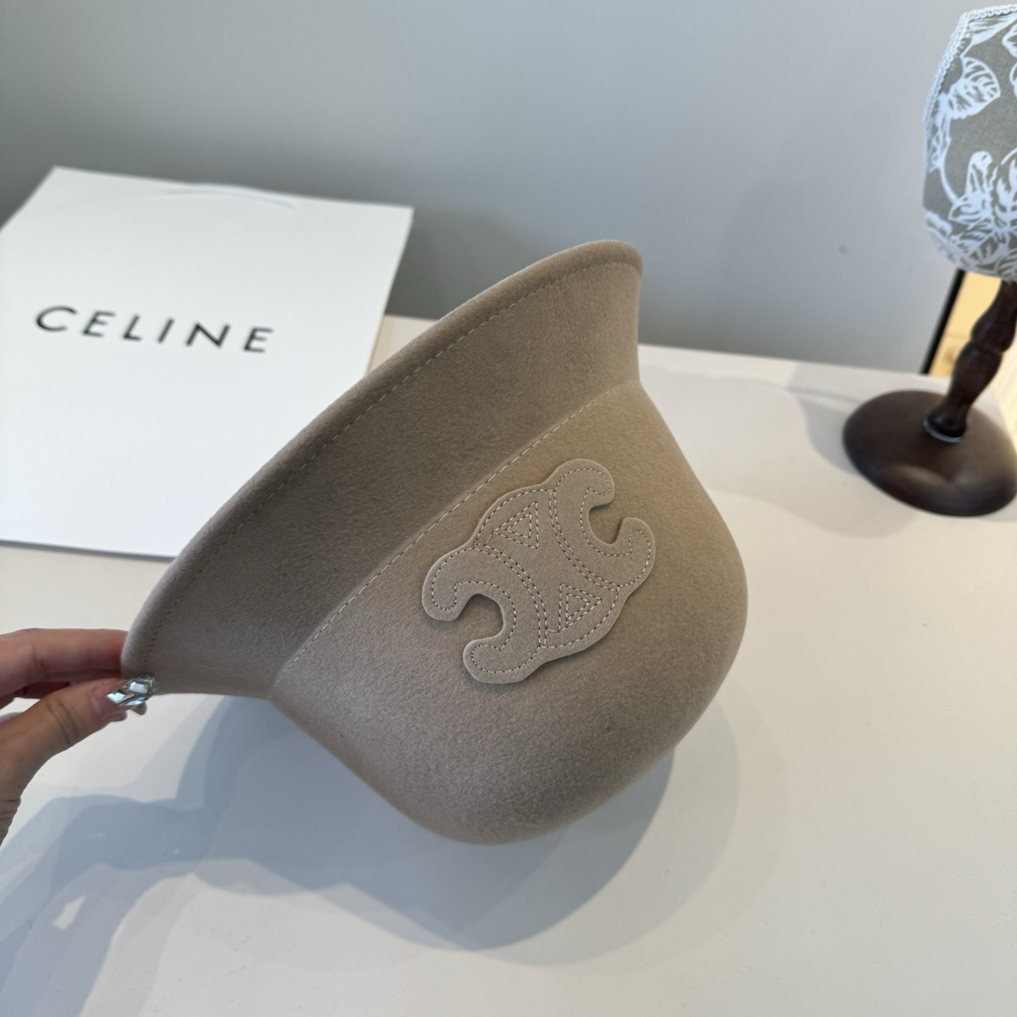Ce**e wool bucket hat 57cm head circumference