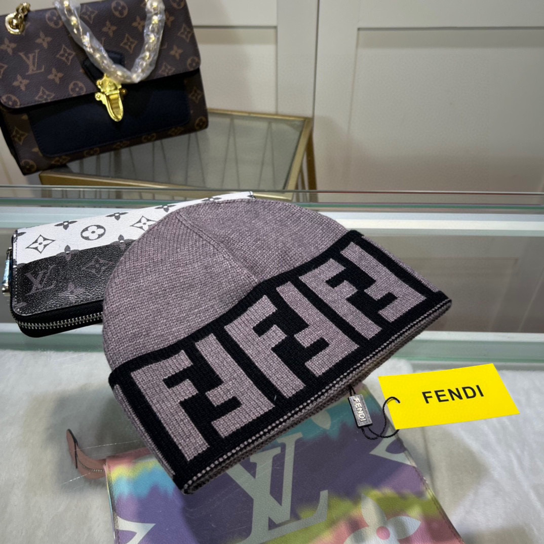 F**di beanie