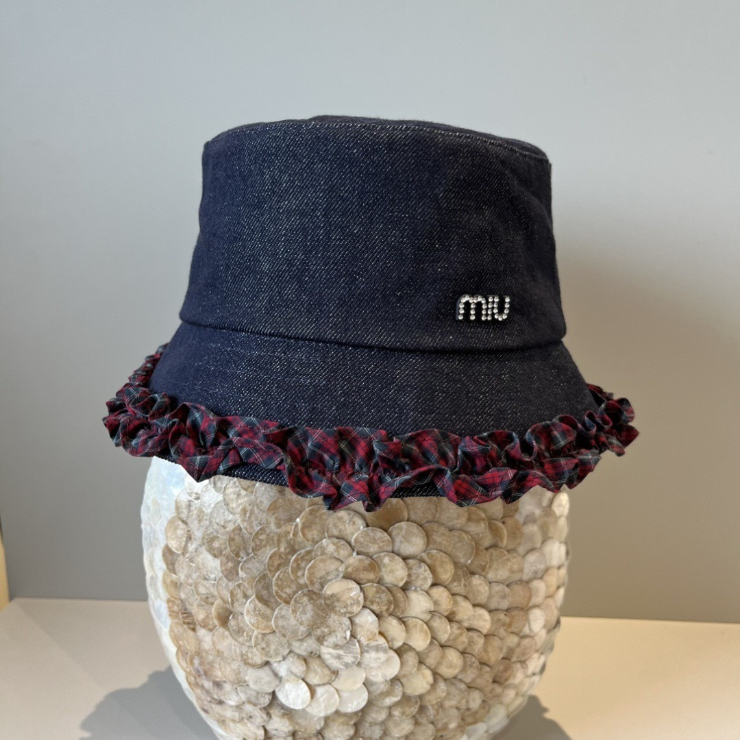 M1v M1v bucket hat 57cm head circumference