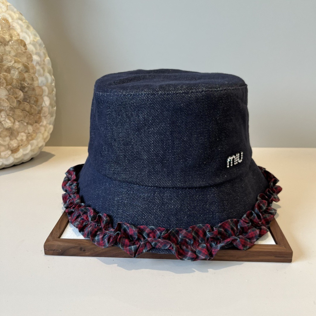 M1v M1v bucket hat 57cm head circumference