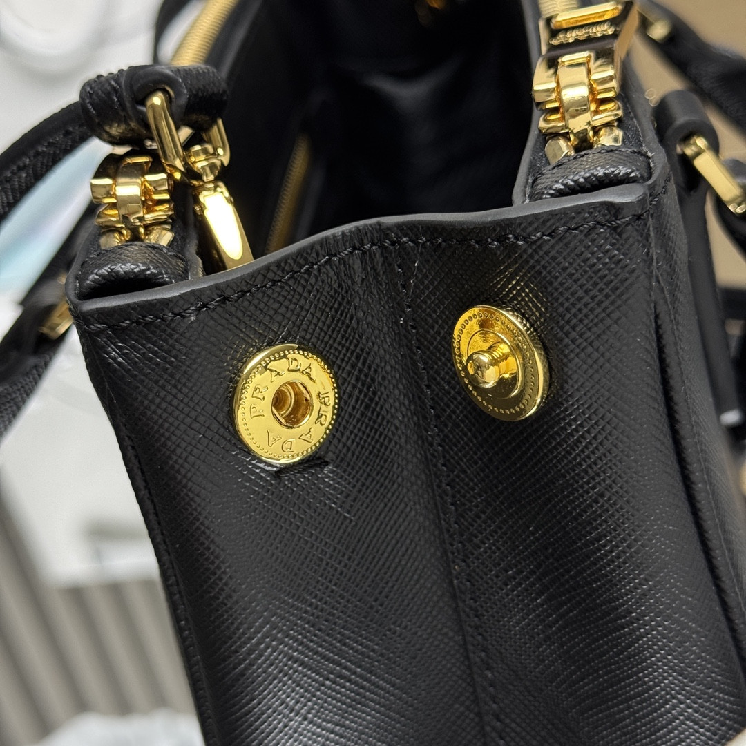 Pra*a galleria patent saffiano leather mini-bag 12.5x21x8.5cm