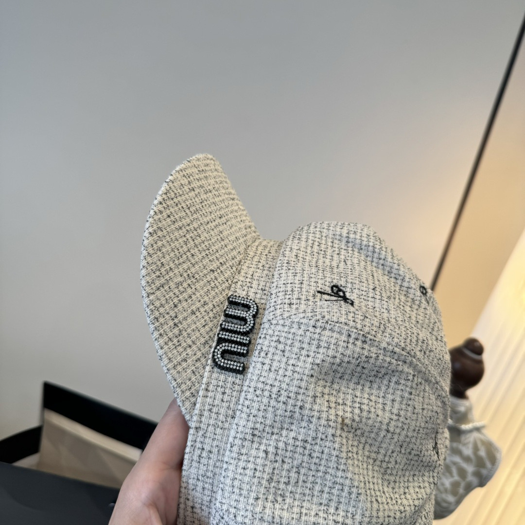 M1v M1v newsboy cap 57cm head circumference