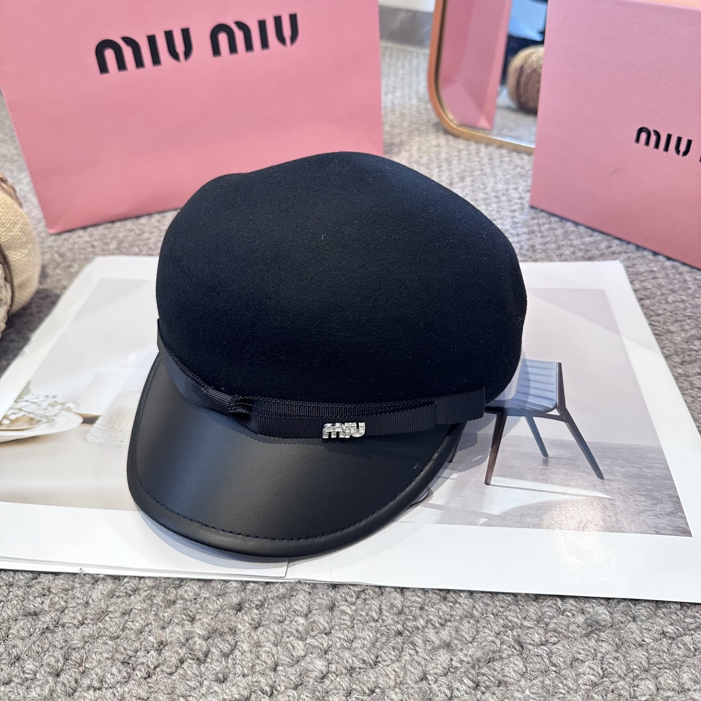 M1v M1v hat