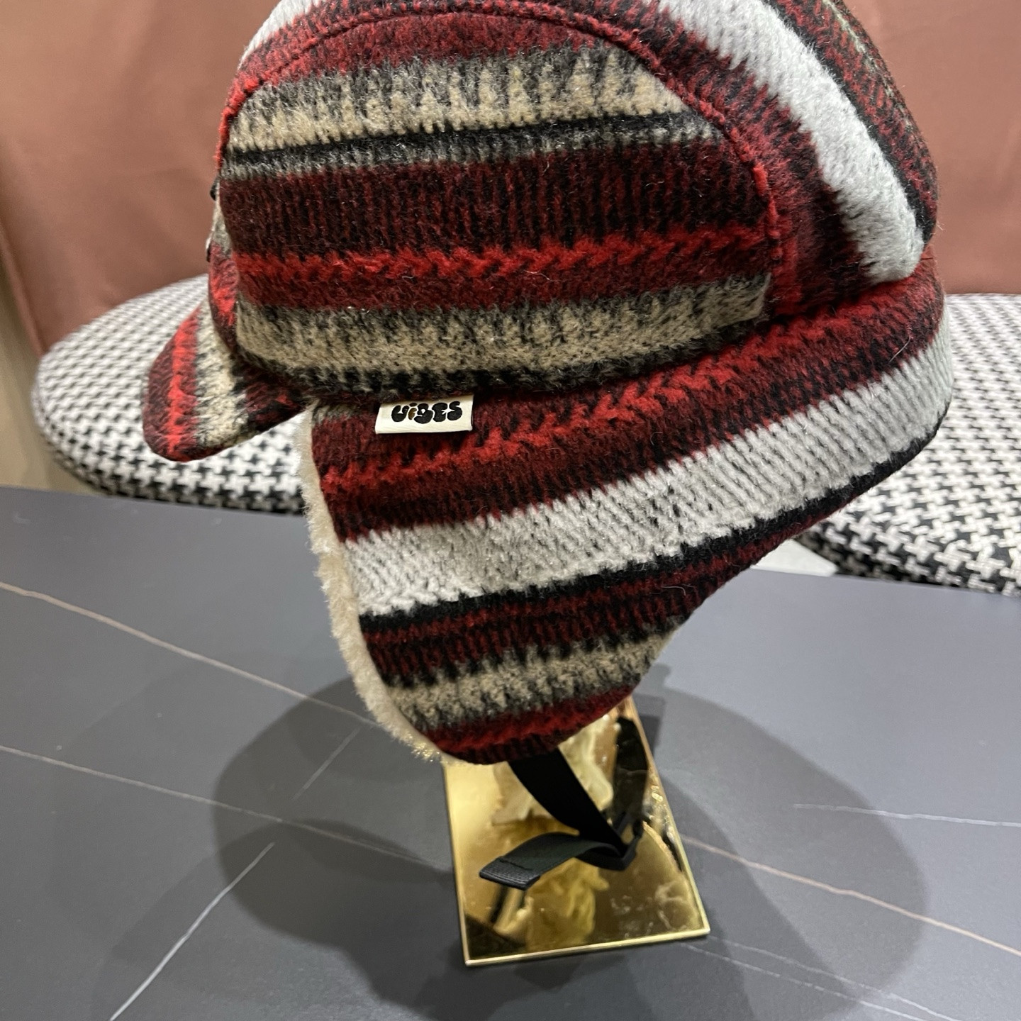 Ch*el trapper hat