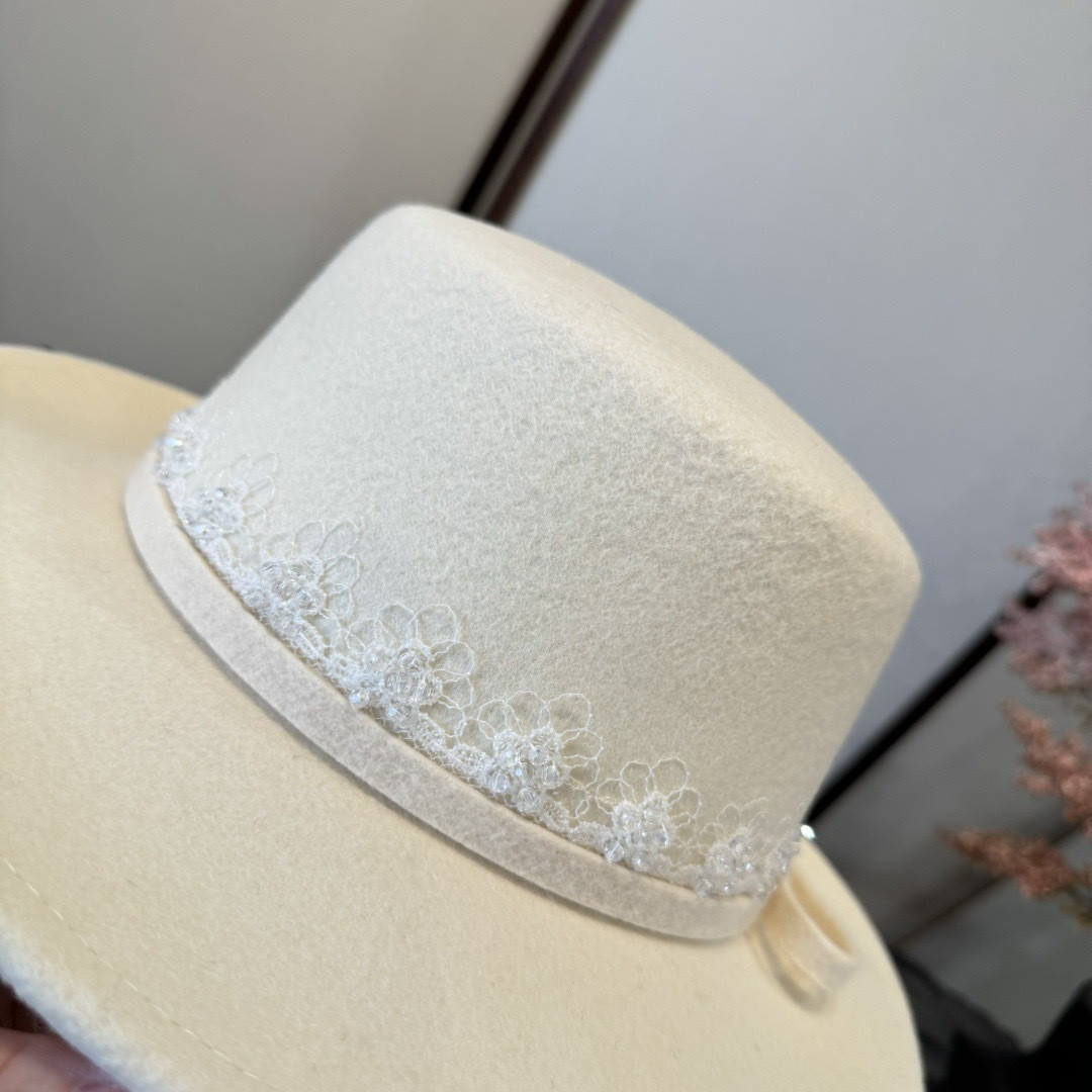 D*or wool felt hat 57cm head circumference