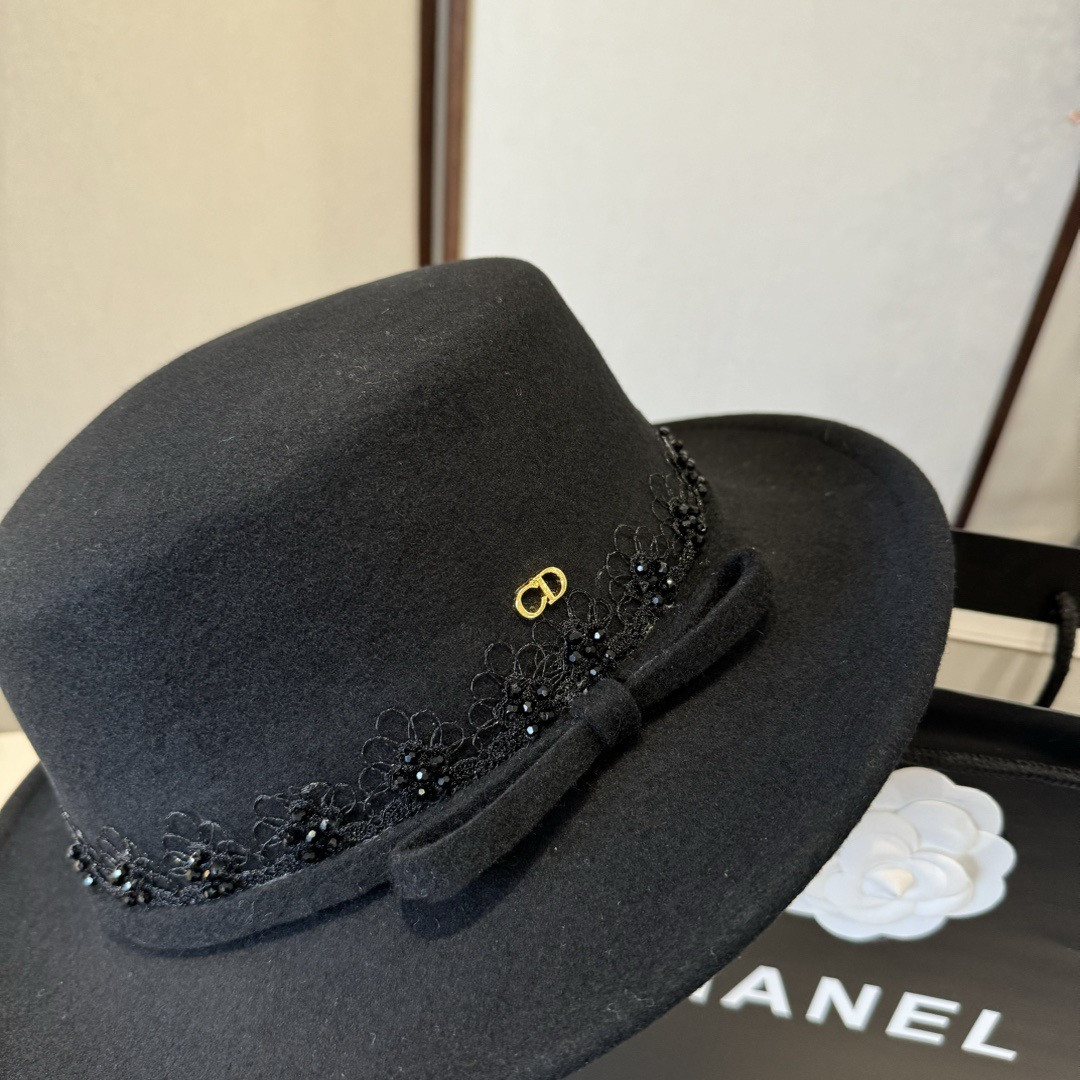 D*or wool felt hat 57cm head circumference