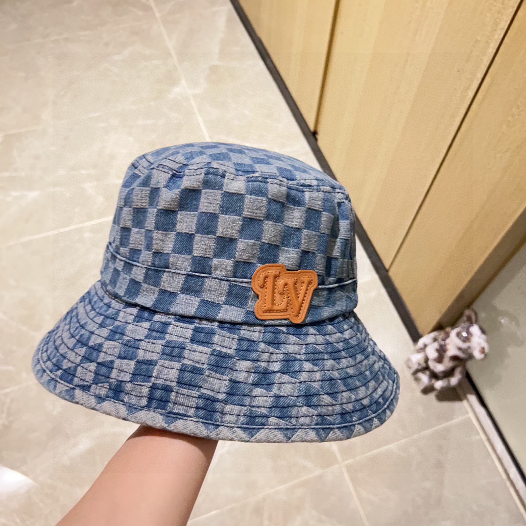 l0*is V*t0n bucket hat