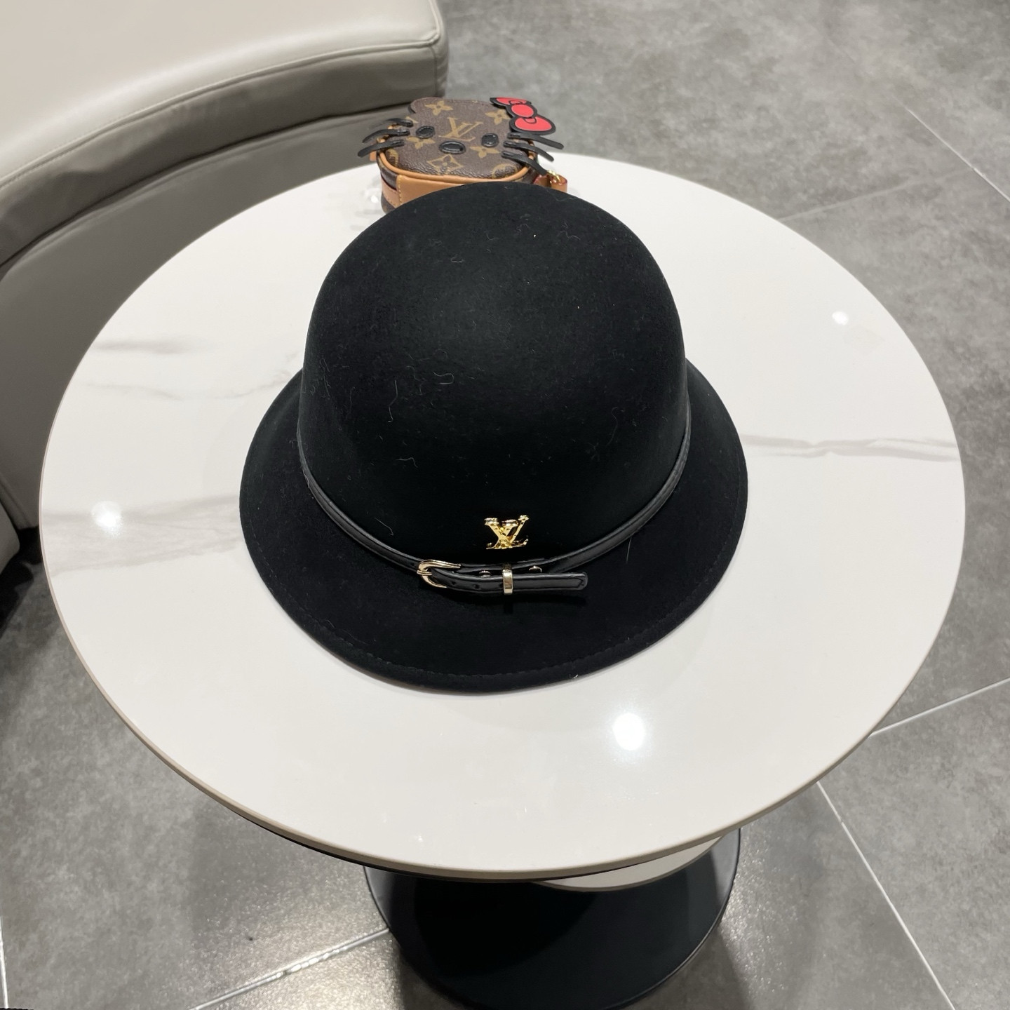 l0*is V*t0n bucket hat 100% wool 57cm head circumference