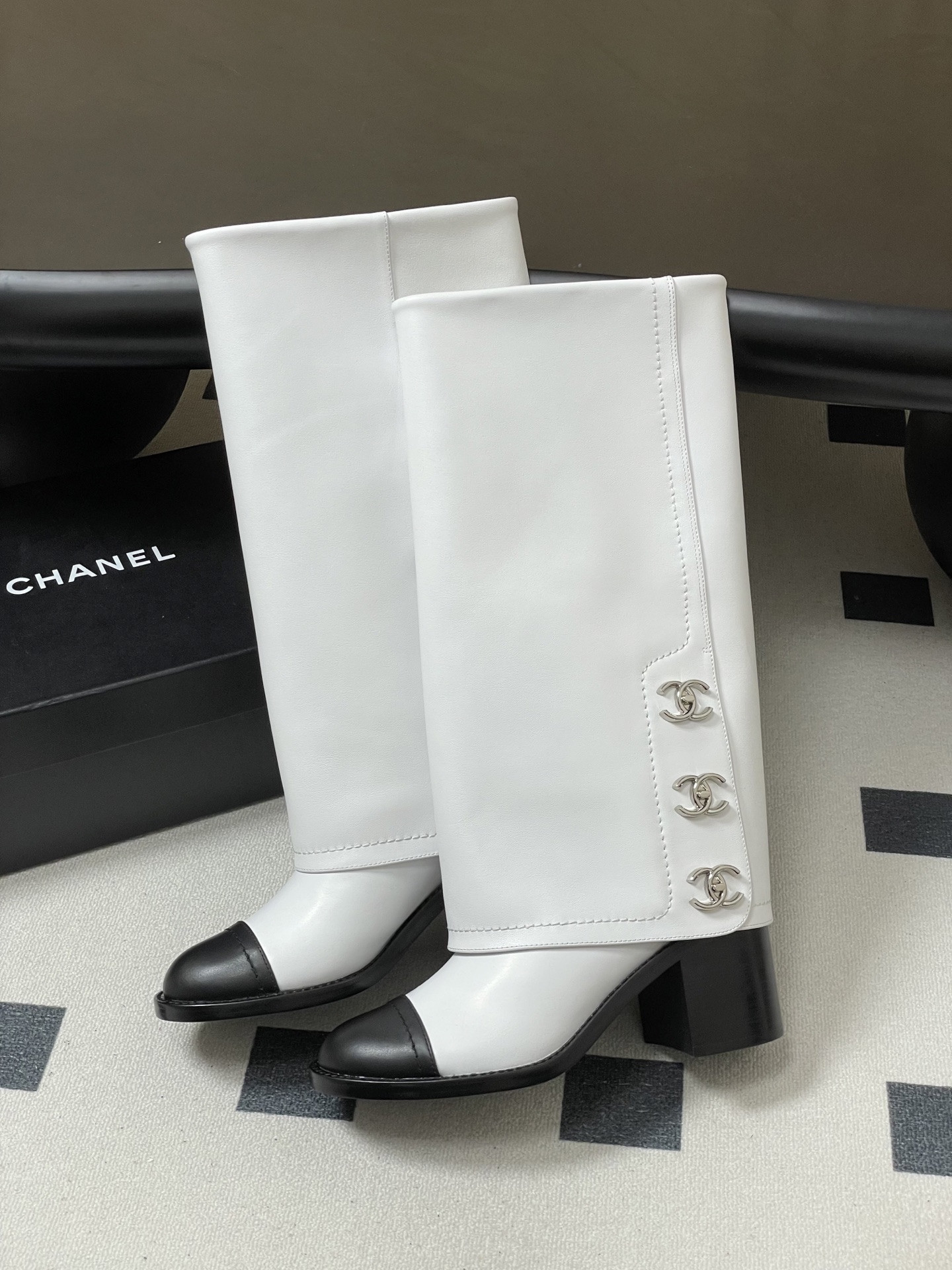 ua Ch*el high boots 7cm heel