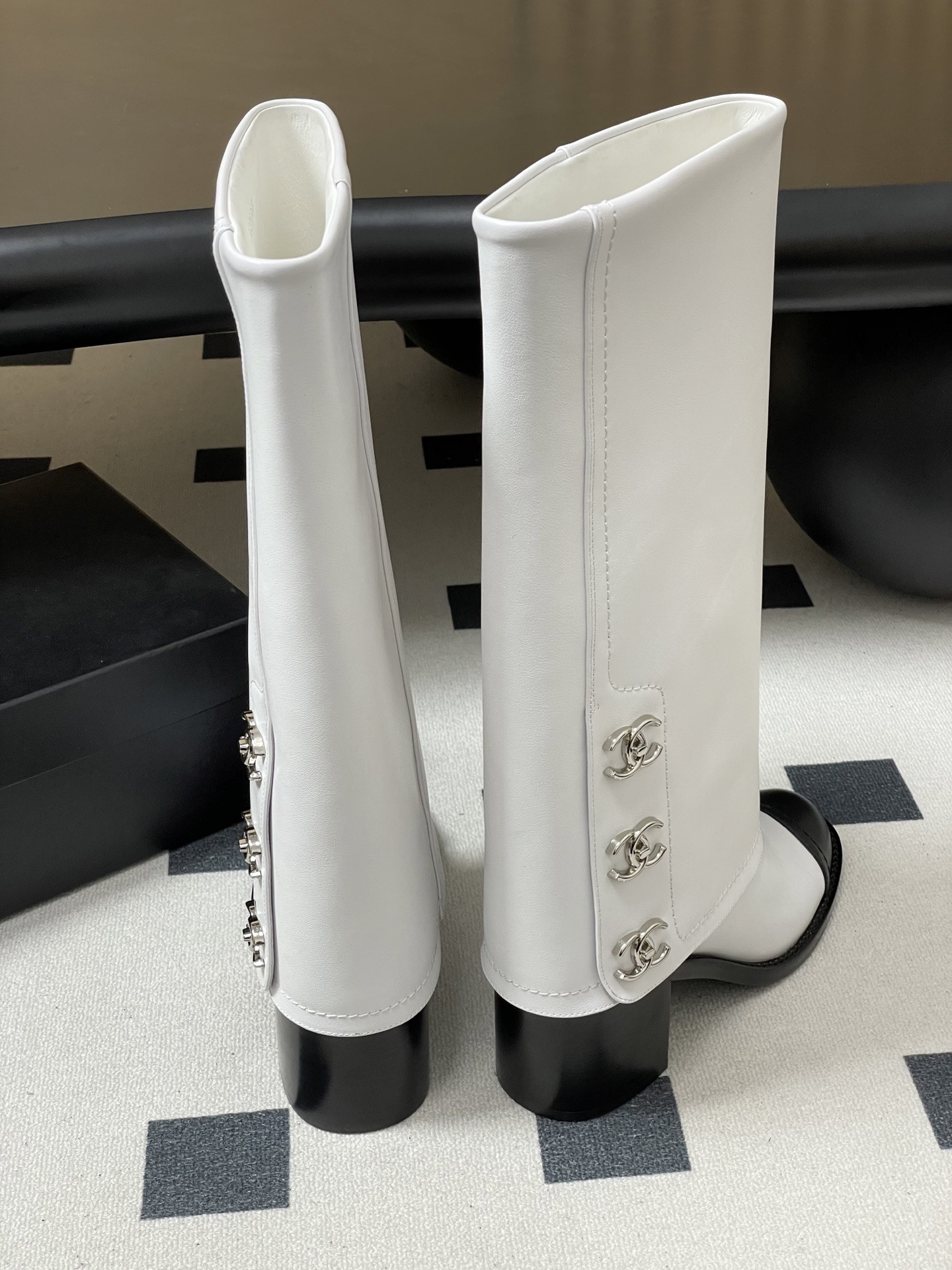 ua Ch*el high boots 7cm heel