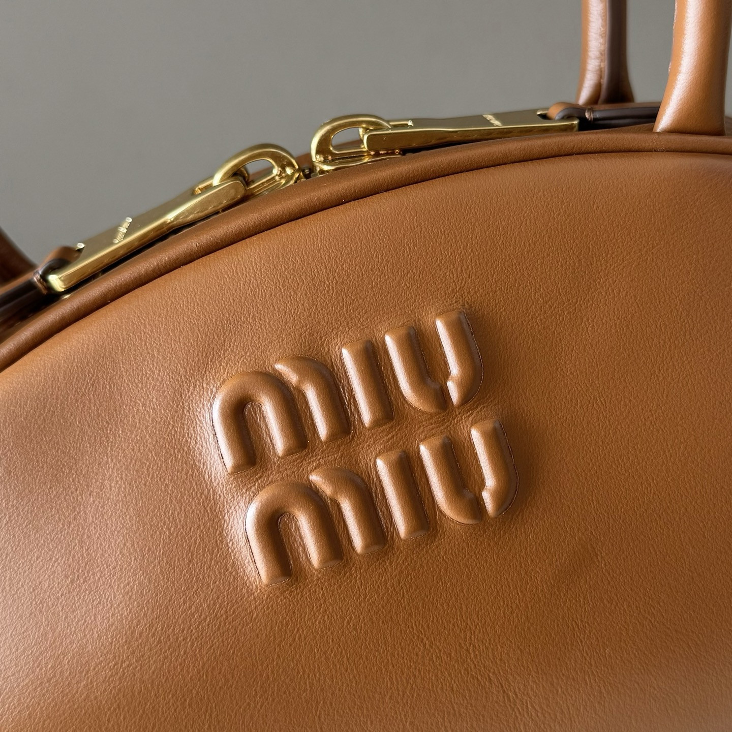 M1v M1v small beau leather bag 11.5x23x10cm