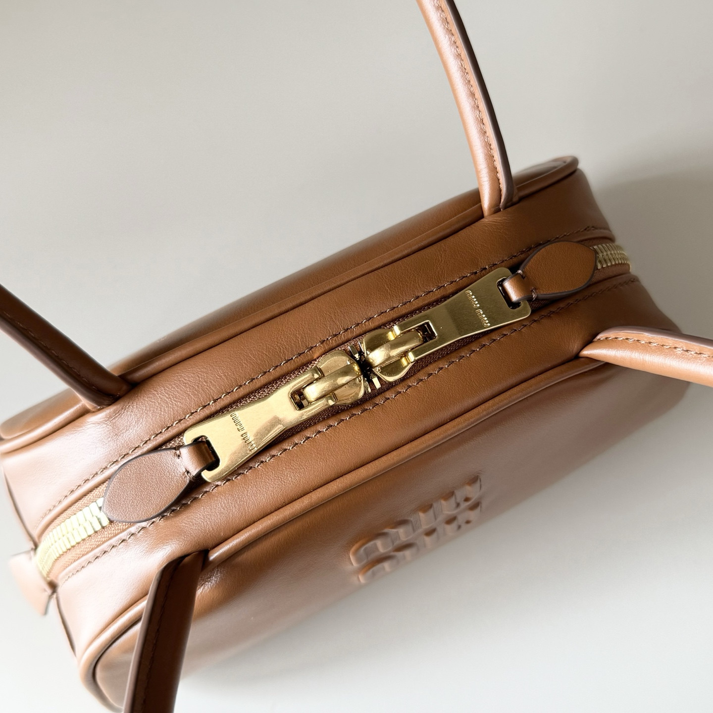 M1v M1v small beau leather bag 11.5x23x10cm