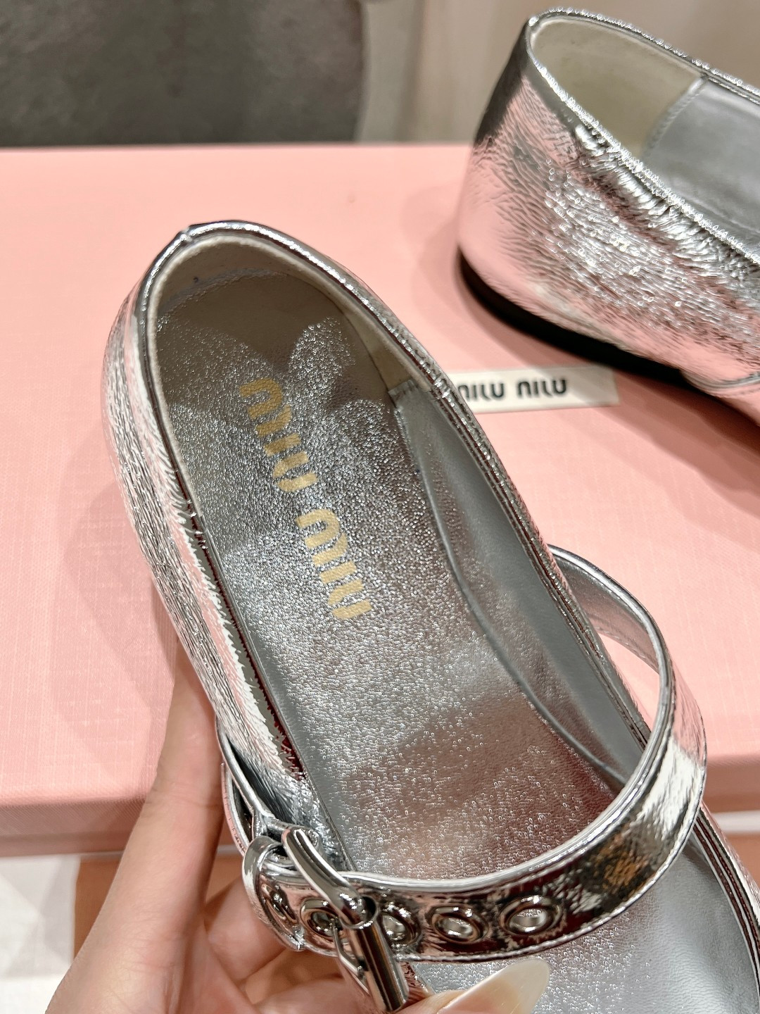 ua M1v M1v leather ballerinas